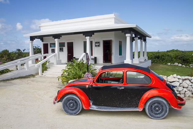 Read more about the article The Volkswagen Beetles Of Cozumel